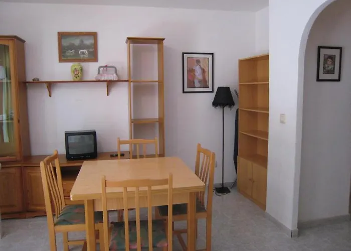 Isla Grosa Szálloda 2*