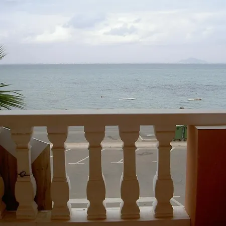 Isla Grosa Otel